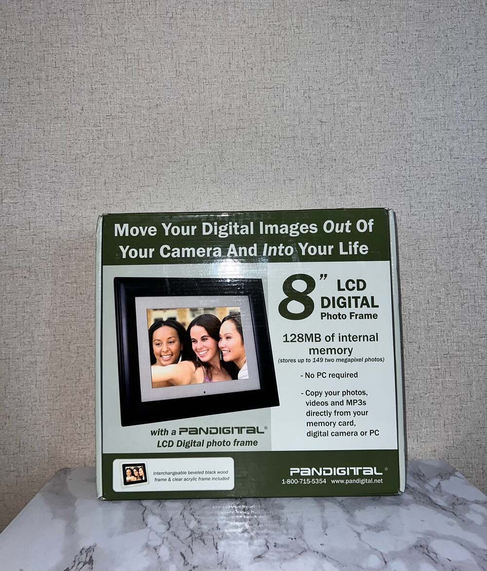 Pandigital 8-Inch LCD Digital Photo Frame
